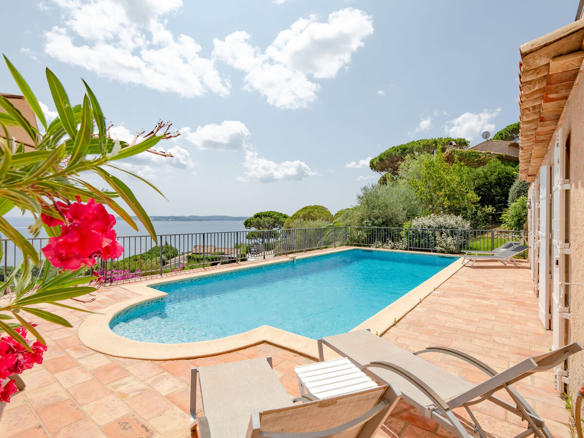 Villa La Sianne : 8 pers, piscine et vue mer à Sainte-Maxime - Photo 1