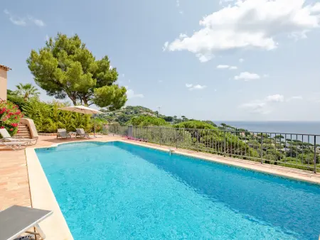 Villa La Sianne : 8 pers, piscine et vue mer à Sainte-Maxime - Photo 28