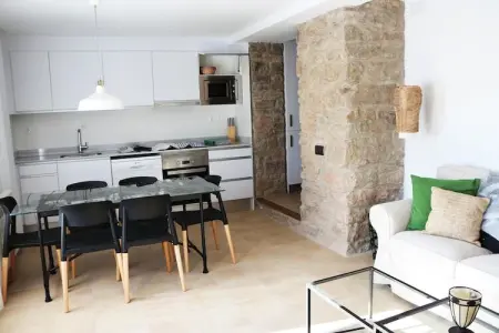 Els Llacs, gîte médiéval 8 pers. en montagne catalane : photo 9