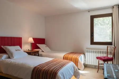 Els Llacs, gîte médiéval 8 pers. en montagne catalane : photo 11