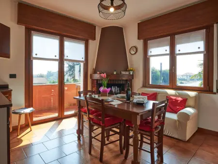 Appartement Margi, 65 m² avec terrasse à Dongo : photo 4
