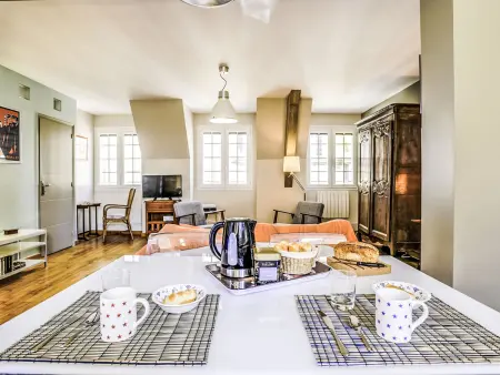 Appartement Grands Degrès, 4e étage à 100 m de la mer : photo 2
