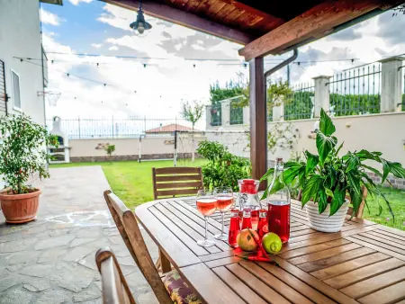 Appartement Dolce Vita à Collecorvino, piscine privée : photo 2