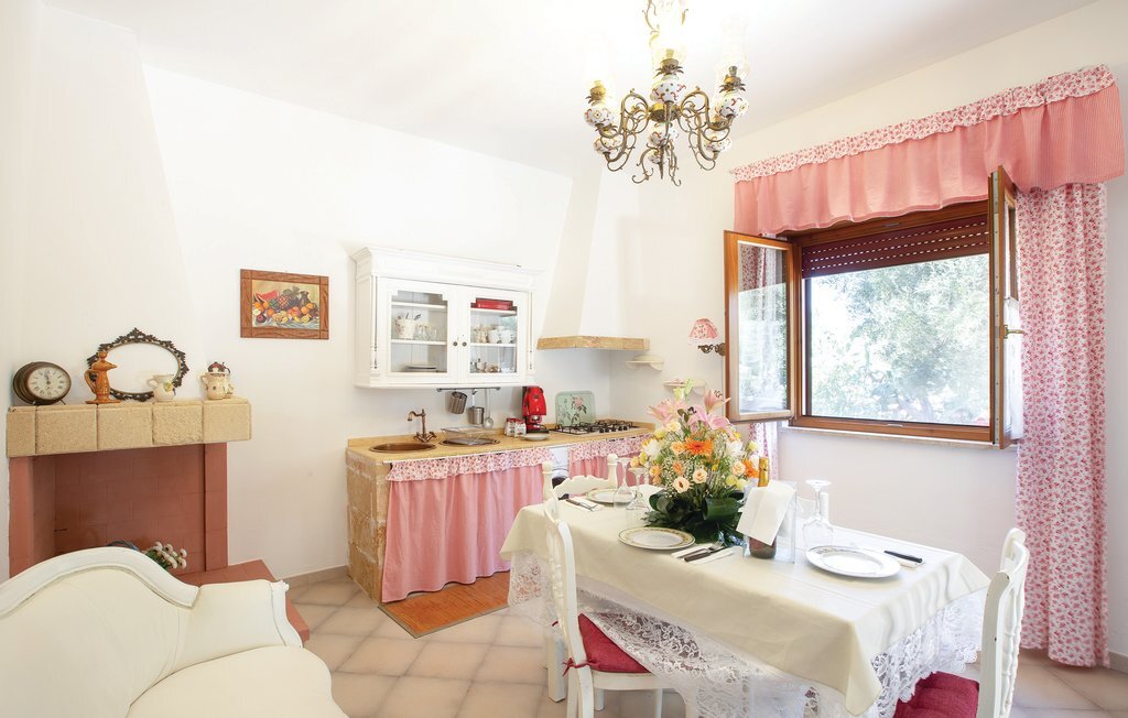 Maison avec piscine privée à Carovigno, 15 min de la mer - Photo 3