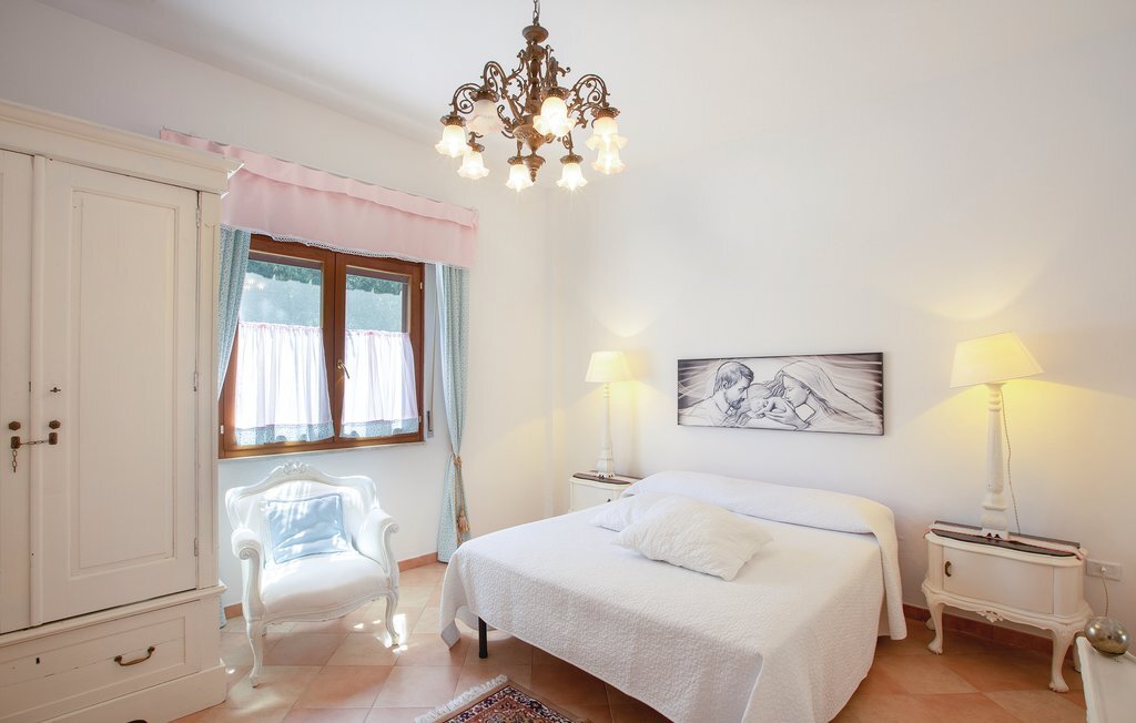 Maison avec piscine privée à Carovigno, 15 min de la mer - Photo 4