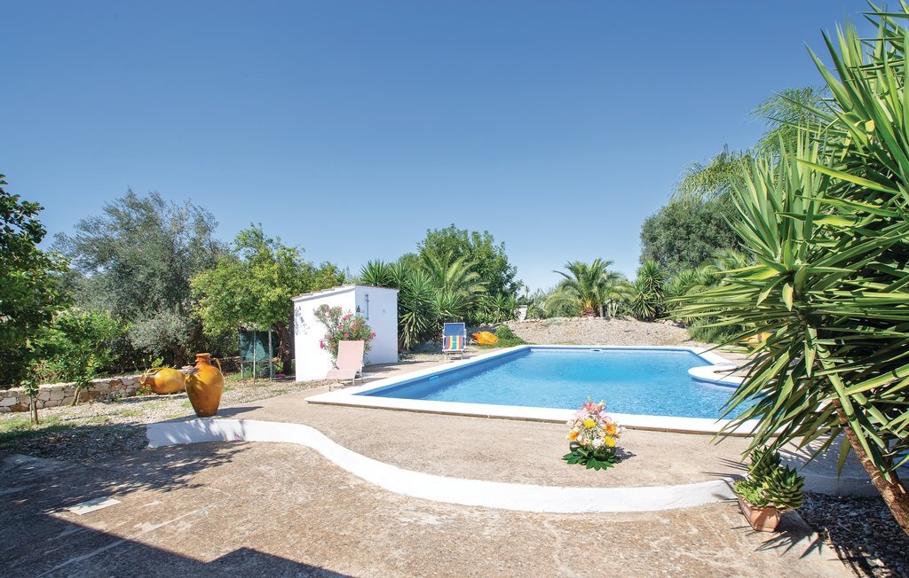 Maison avec piscine privée à Carovigno, 15 min de la mer - Photo 7