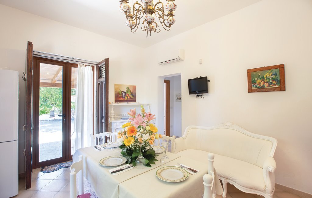 Maison avec piscine privée à Carovigno, 15 min de la mer - Photo 12