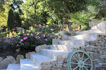 Gîte plain-pied avec piscine aux portes de Faucon : photo 20