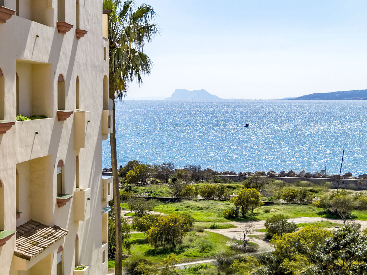 Apt Marina Bay 85 m² vue mer à Estepona - Photo 18