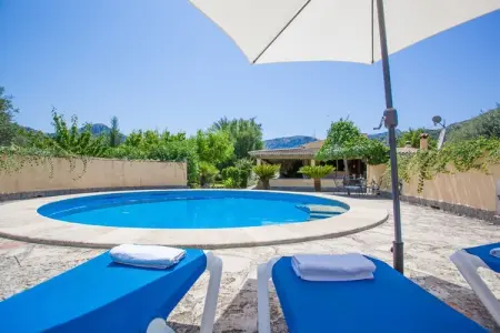 Villa La Sort Llarga à Pollença, piscine et porche jeux : photo 2