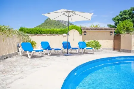 Villa La Sort Llarga à Pollença, piscine et porche jeux : photo 8