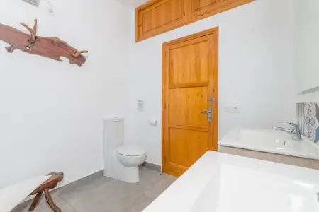 Villa La Sort Llarga à Pollença, piscine et porche jeux : photo 30