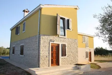 Holiday Home Rosie 2, Maison à Novigrad avec piscine privée - Photo 2
