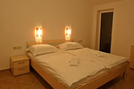 Holiday Home Rosie 2, Maison à Novigrad avec piscine privée - Photo 8