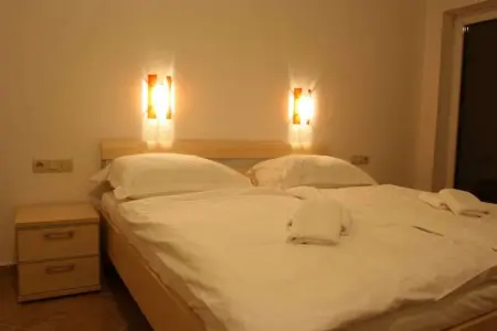 Holiday Home Rosie 2, Maison à Novigrad avec piscine privée - Photo 9