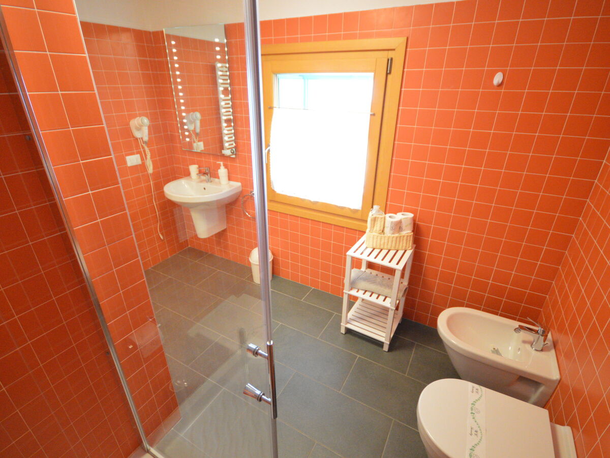 Appartement Cjase Fravins à Raveo, 35 m² rénové - Photo 5