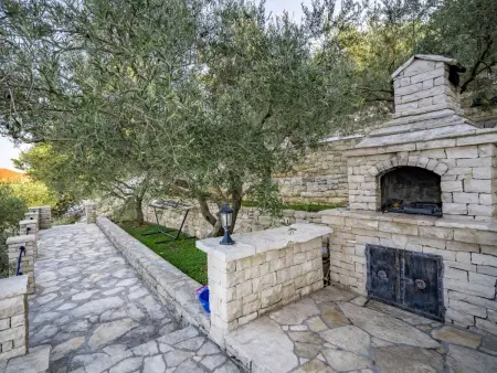 Maison Borovina avec piscine privée, vue mer à Korčula : photo 12