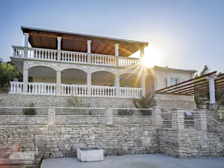 Maison Borovina avec piscine privée, vue mer à Korčula : photo 14