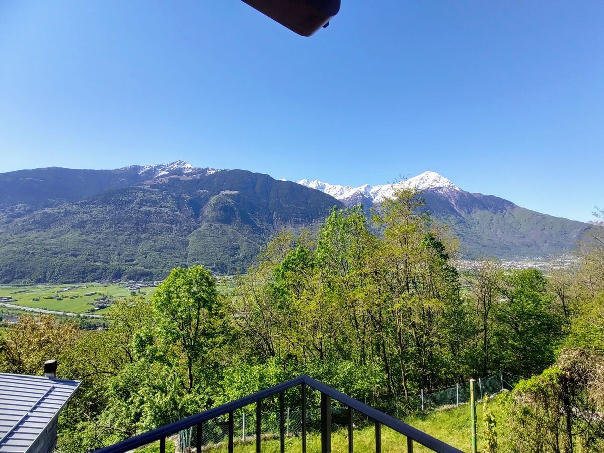 Casa Kiwi, maison 3 niveaux vue montagnes à Cercino - Photo 10