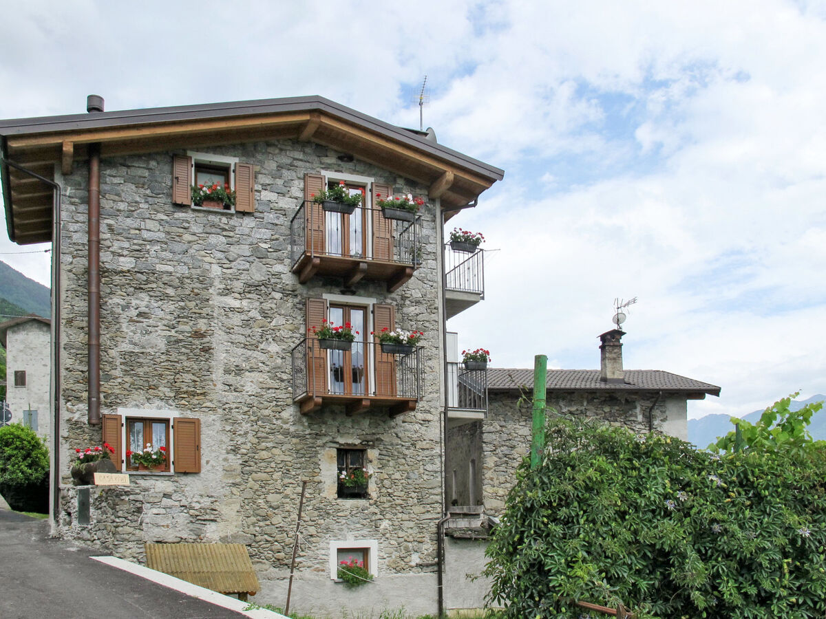 Casa Kiwi, maison 3 niveaux vue montagnes à Cercino - Photo 23