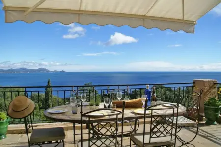 Location villa de vacances à Les Issambres