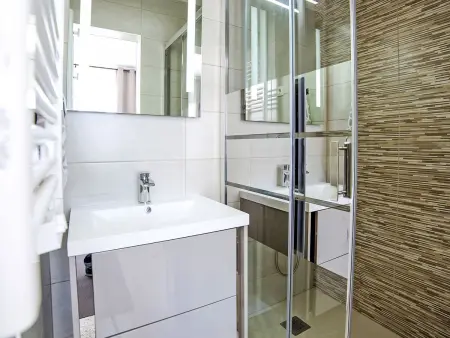 Maison Nelli, accueillante et moderne décorée avec goût - Photo 17
