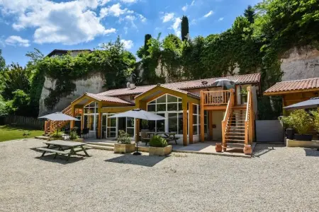 Villa 6 chambres avec plage privée à Aubeterre-sur-Dronne