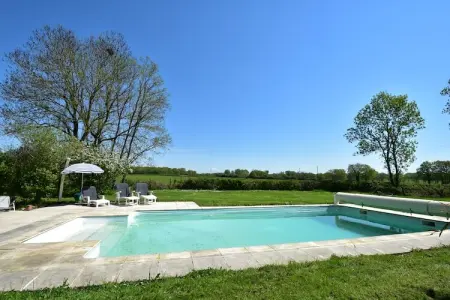 La Chantenay, Belle maison de vacances authentique avec piscine - Photo 1