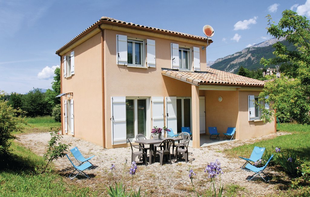 Maison 4 chambres à Saint Roman, 800 m² de jardin - Photo 3