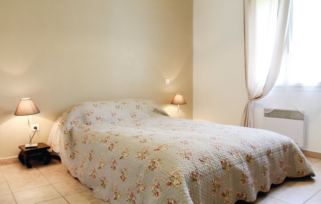 Maison 4 chambres à Saint Roman, 800 m² de jardin - Photo 5