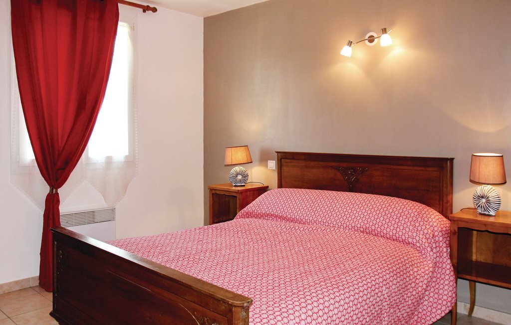Maison 4 chambres à Saint Roman, 800 m² de jardin - Photo 6