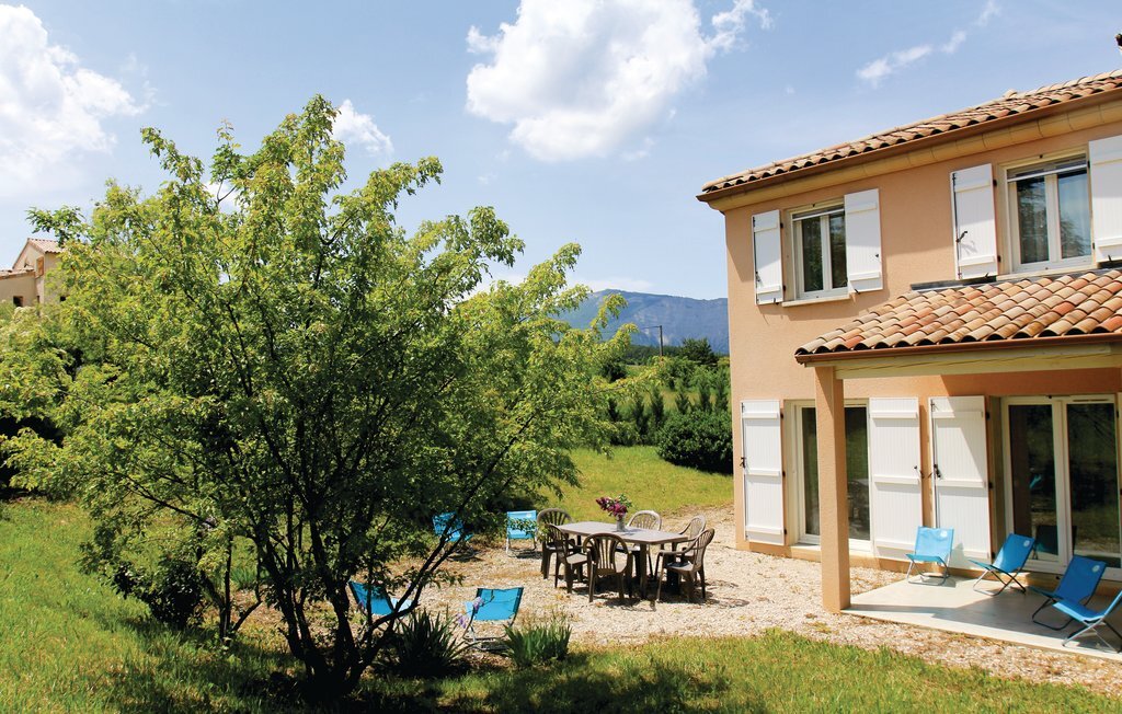 Maison 4 chambres à Saint Roman, 800 m² de jardin - Photo 9
