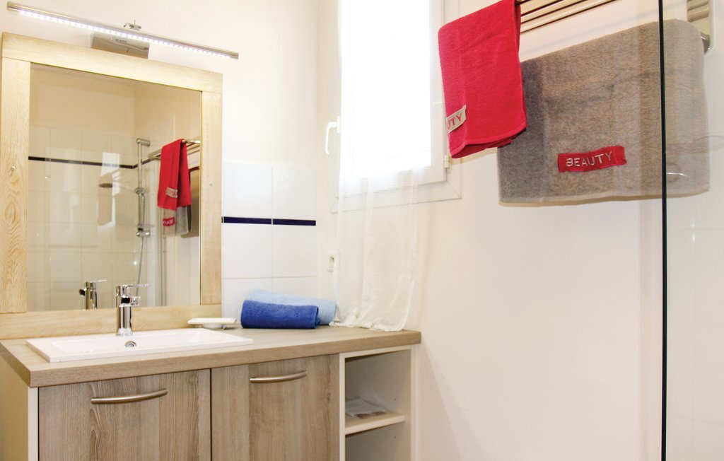 Maison 4 chambres à Saint Roman, 800 m² de jardin - Photo 21