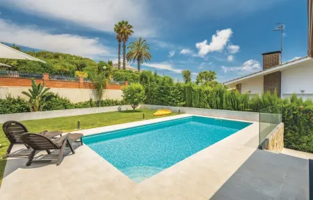 Maison moderne avec piscine privée à Alella : photo 5