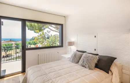 Maison moderne avec piscine privée à Alella : photo 21