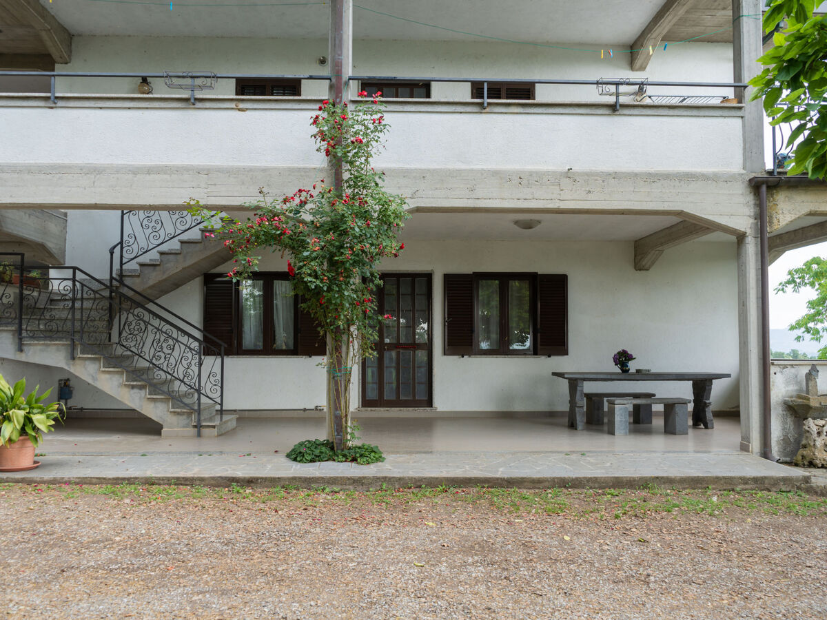 Gîte Rosa Bacara – Lago di Bolsena, piscine à 900 m du lac - Photo 6