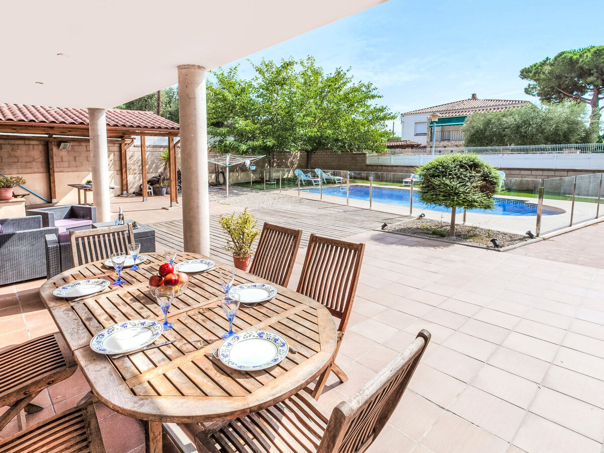 Villa Dorian – piscine privée et jardin clos à 1 km de la mer - Photo 2
