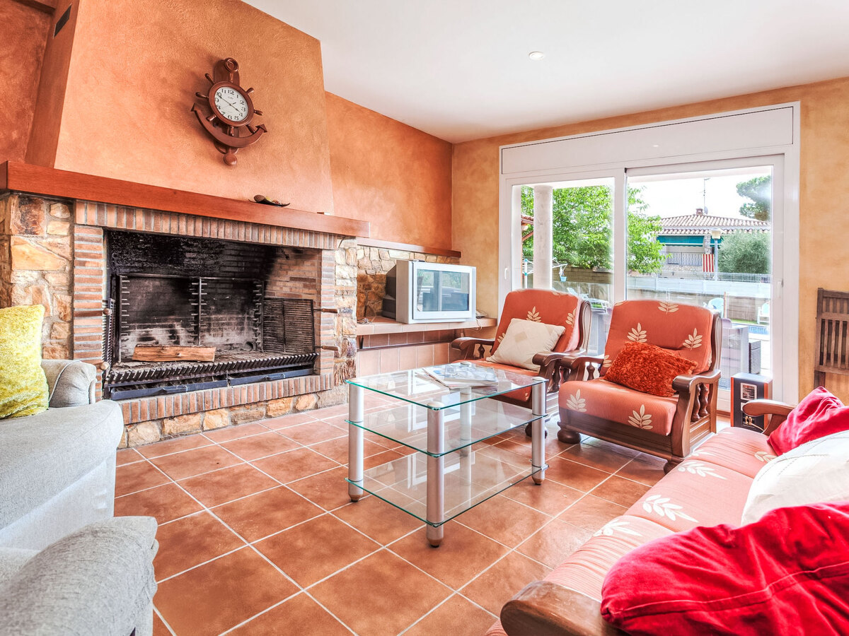 Villa Dorian – piscine privée et jardin clos à 1 km de la mer - Photo 3