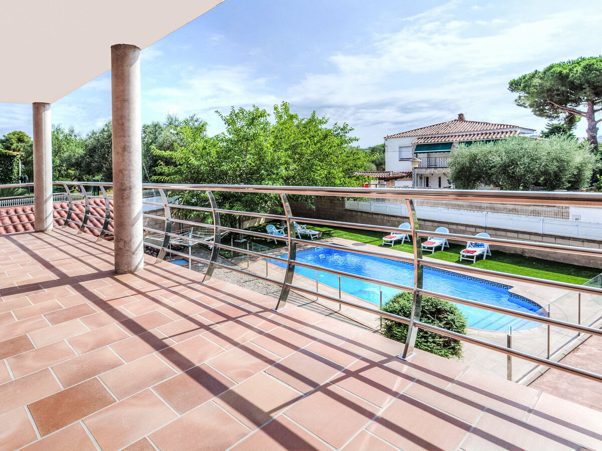 Villa Dorian – piscine privée et jardin clos à 1 km de la mer - Photo 9