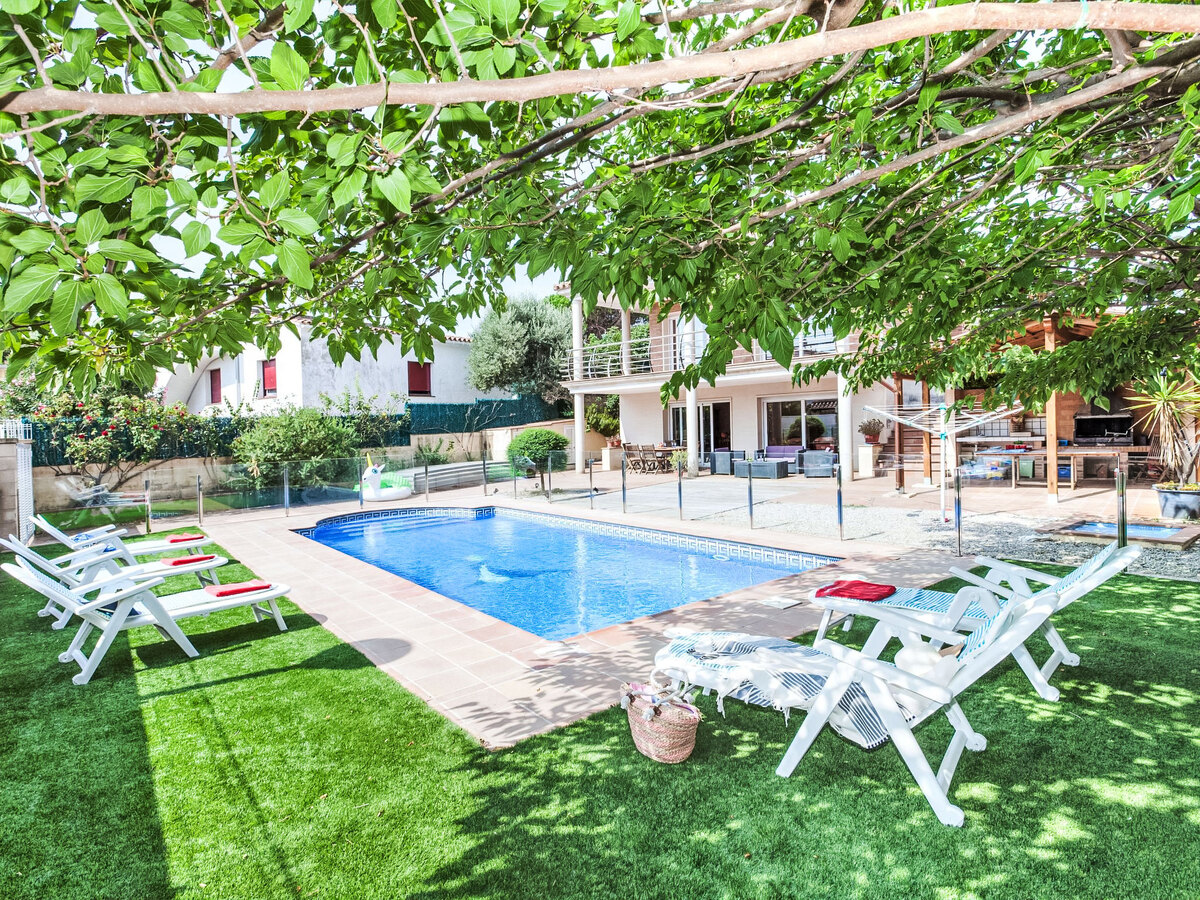 Villa Dorian – piscine privée et jardin clos à 1 km de la mer - Photo 21