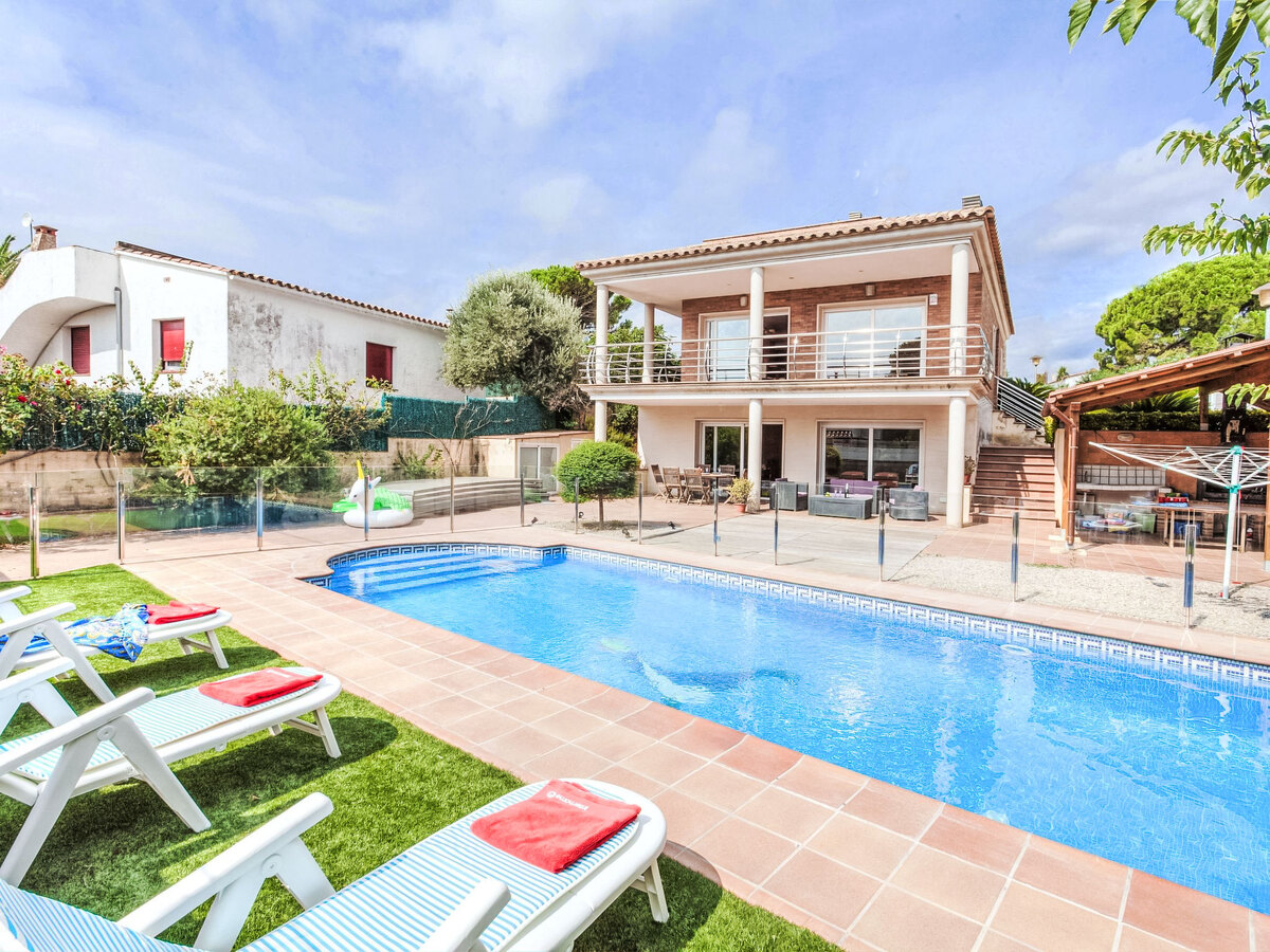 Villa Dorian – piscine privée et jardin clos à 1 km de la mer - Photo 25
