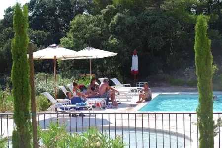 Saumane, Villa à Saumane avec Piscine et Golf - Photo 5