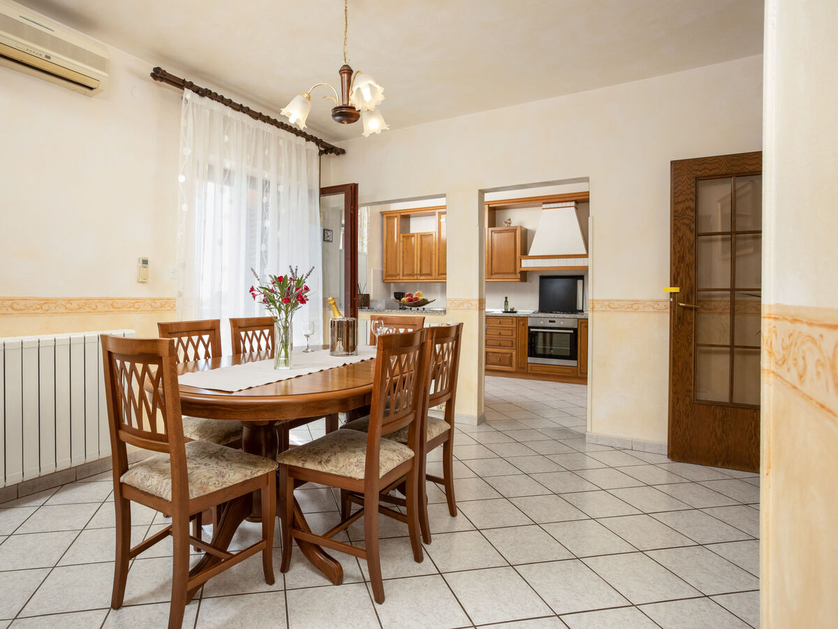 Maison Legović avec piscine privée à Kaštelir - Photo 3