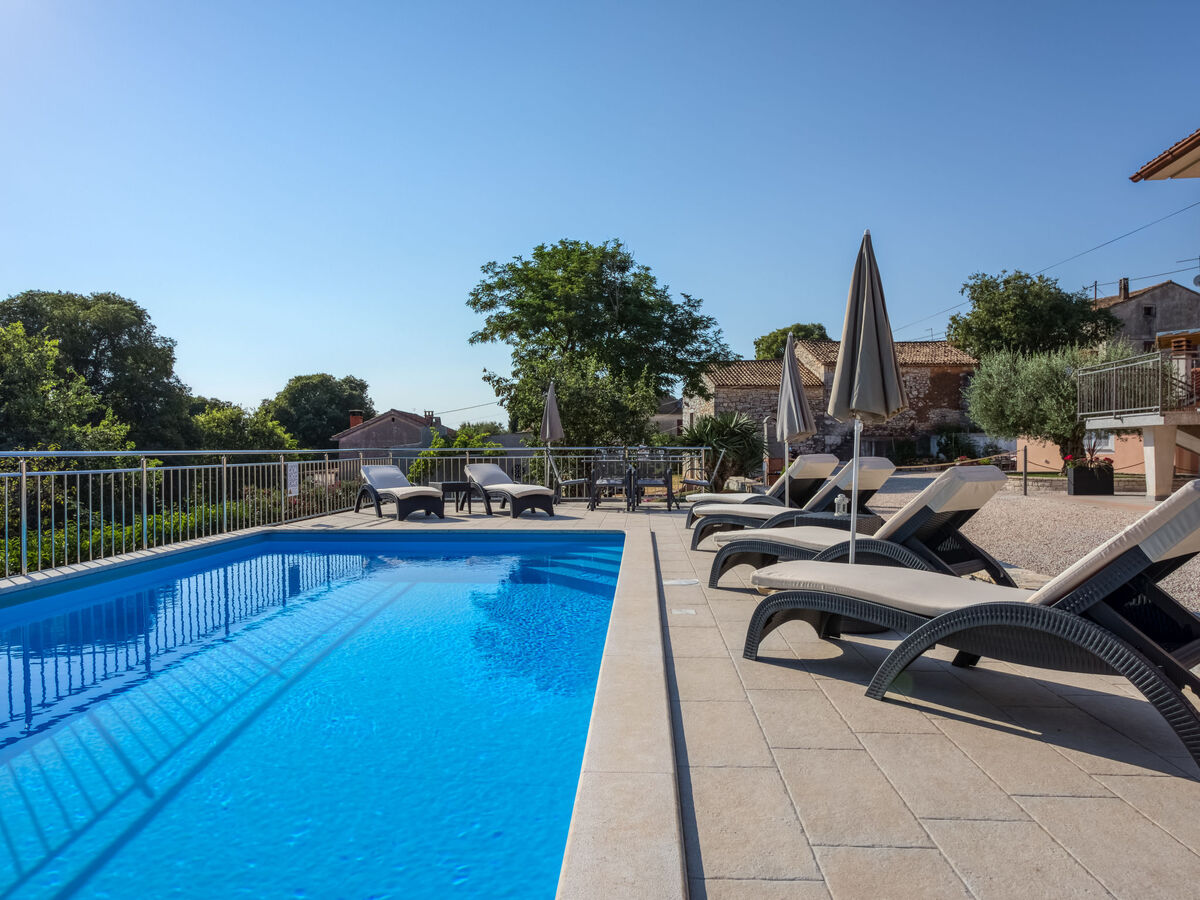 Maison Legović avec piscine privée à Kaštelir - Photo 8