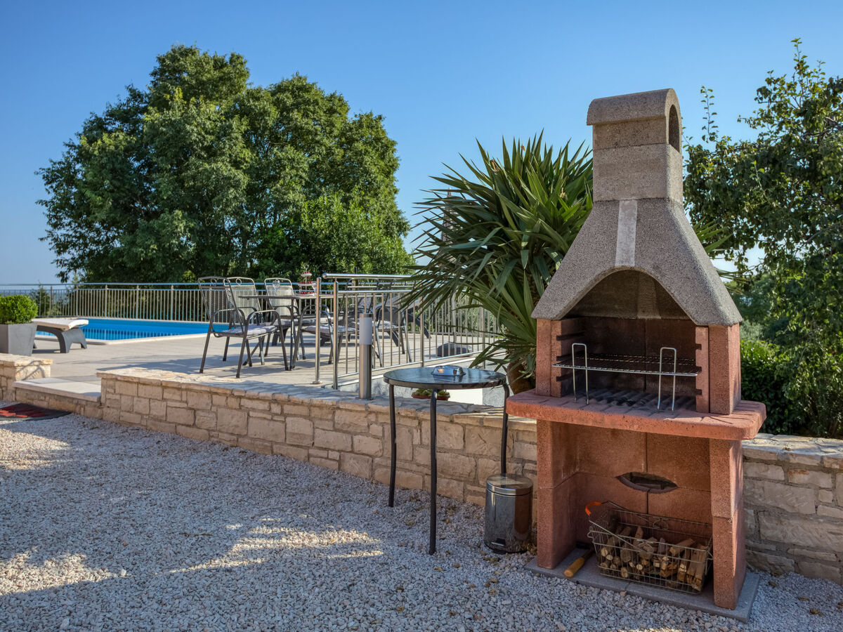 Maison Legović avec piscine privée à Kaštelir - Photo 10