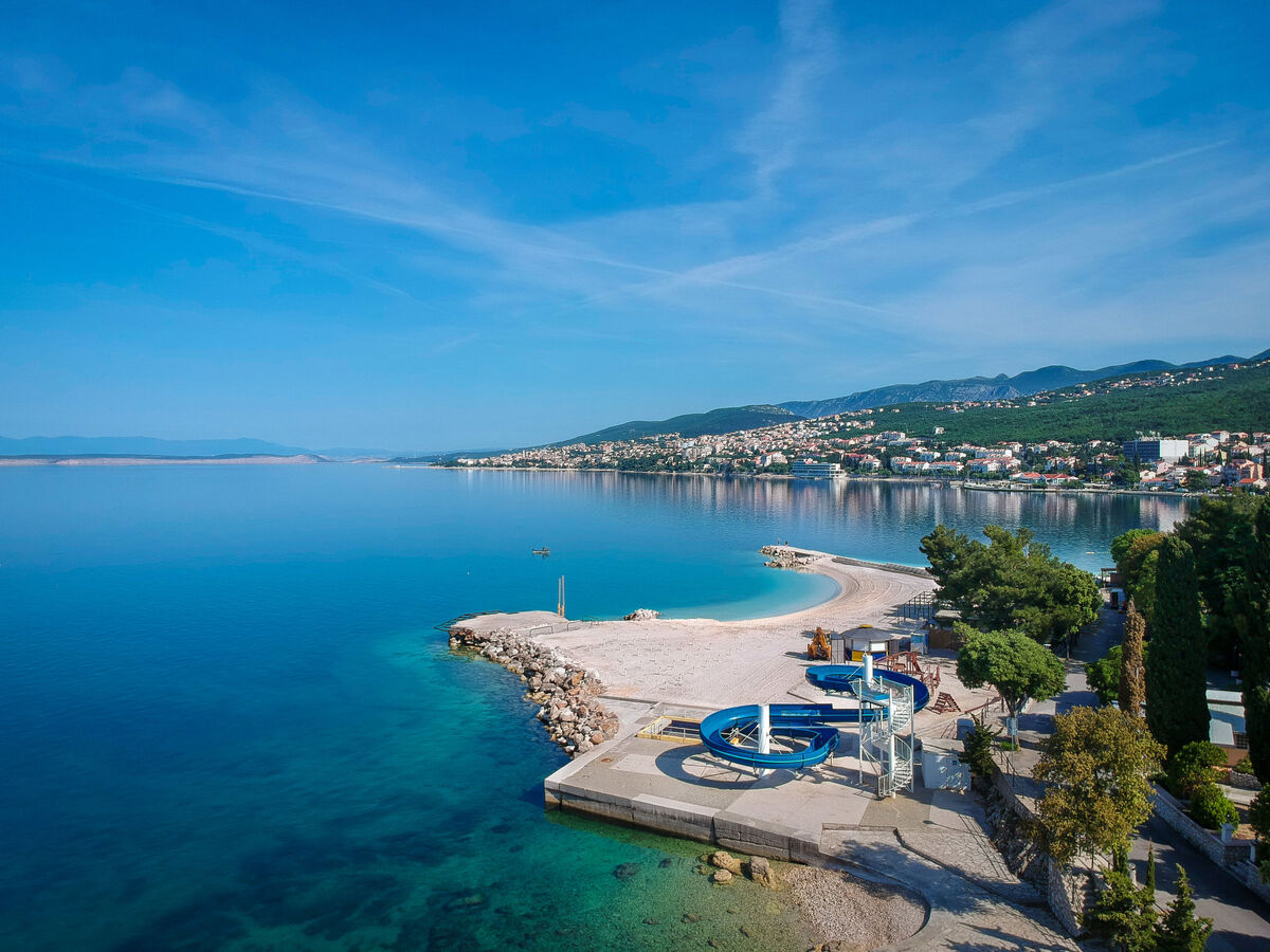 Divna, maison rénovée à 100 m de la mer à Selce - Photo 17