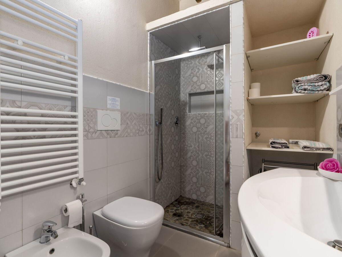 Villa Miró – Maison 2 pièces avec piscine près de San Lorenzo - Photo 16