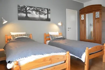 Maison 22 personnes, 8 chambres à Denée : photo 15