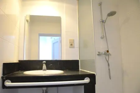 Maison 22 personnes, 8 chambres à Denée : photo 22