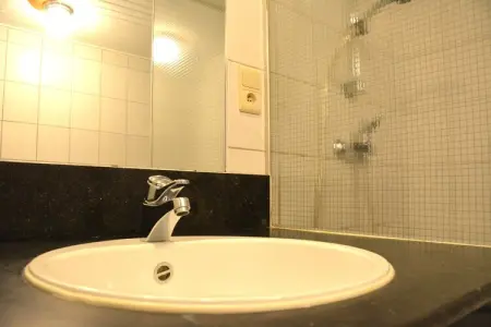 Maison 22 personnes, 8 chambres à Denée : photo 23
